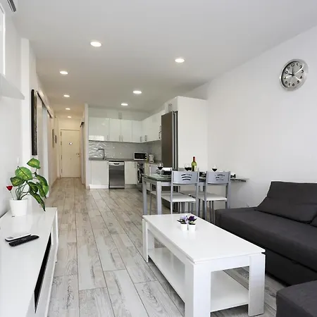 Апартаменты Agaete Parque: Vista Piscina